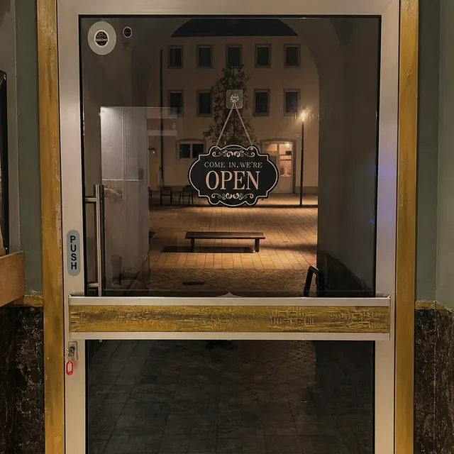 Das OPEN-Schild